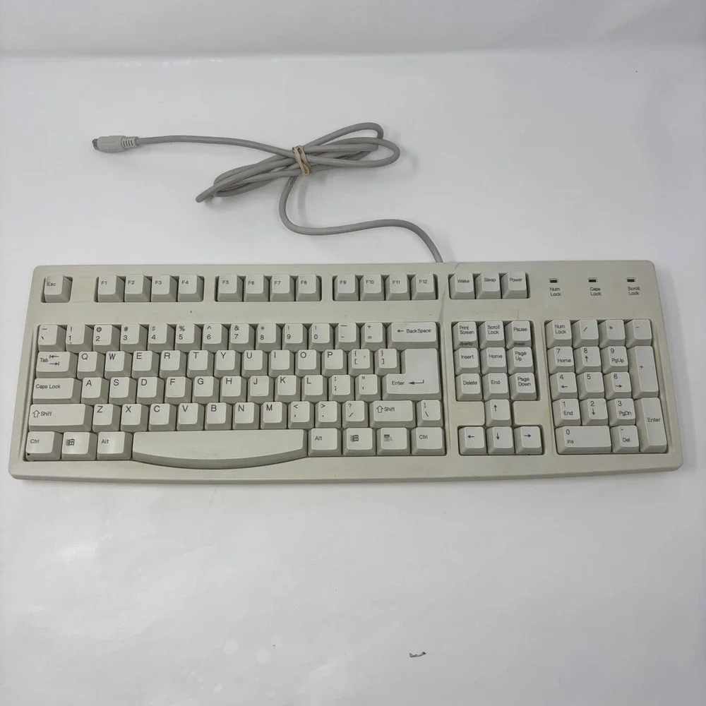 Vintage Ortek Technology MCK-600W Enhanced Keyboard PS/2 Beige Mechanical Tested
